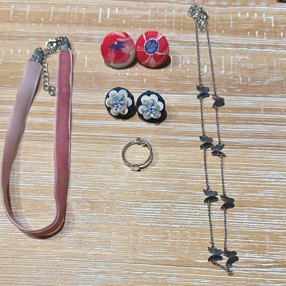 Elegant Pink and Silver Jewelry Set